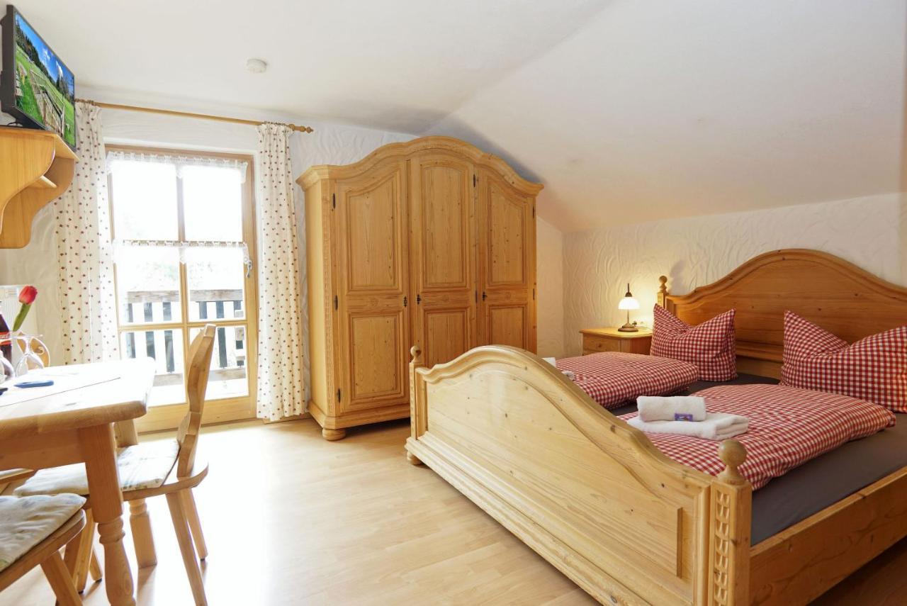 Feriengut Zum Fuerst'n Mit Aussenwhirlpool Und Sauna Casa di campagna
