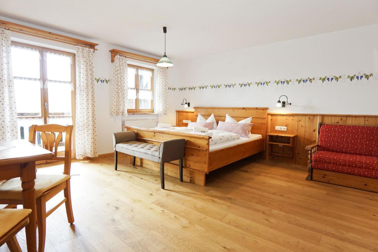Feriengut Zum Fuerst'n Mit Aussenwhirlpool Und Sauna Casa di campagna Eppenschlag